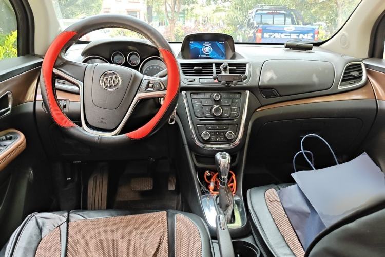 Used Buick Encore 2013 1.4T Automatic Two-Wheel Drive Leading Model Center Console