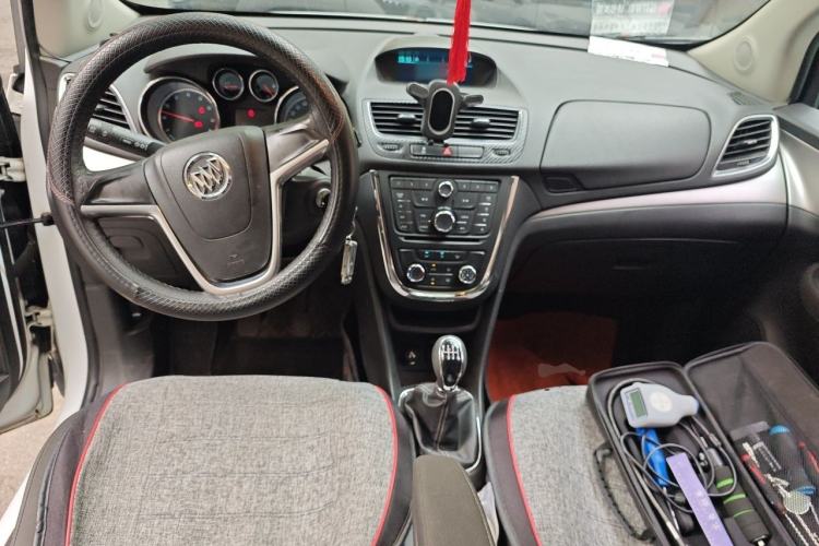 Used Buick Encore 2013 1.4T Manual Two-Wheel Drive Entry Model Center Console
