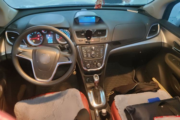 Used Buick Encore 2013 1.4T Automatic Two-Wheel Drive Elite Model Center Console