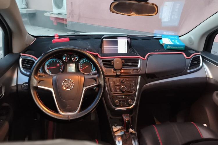 Used Buick Encore 2013 1.4T Automatic Two-Wheel Drive Elite Model Center Console