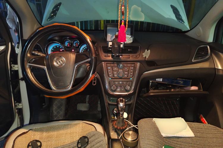 Used Buick Encore 2013 1.4T Automatic Two-Wheel Drive Elite Model Center Console