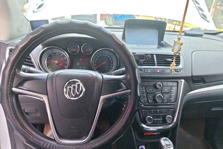 Used Buick Encore 2013 1.4T Automatic Two-Wheel Drive Elite Model Center Console