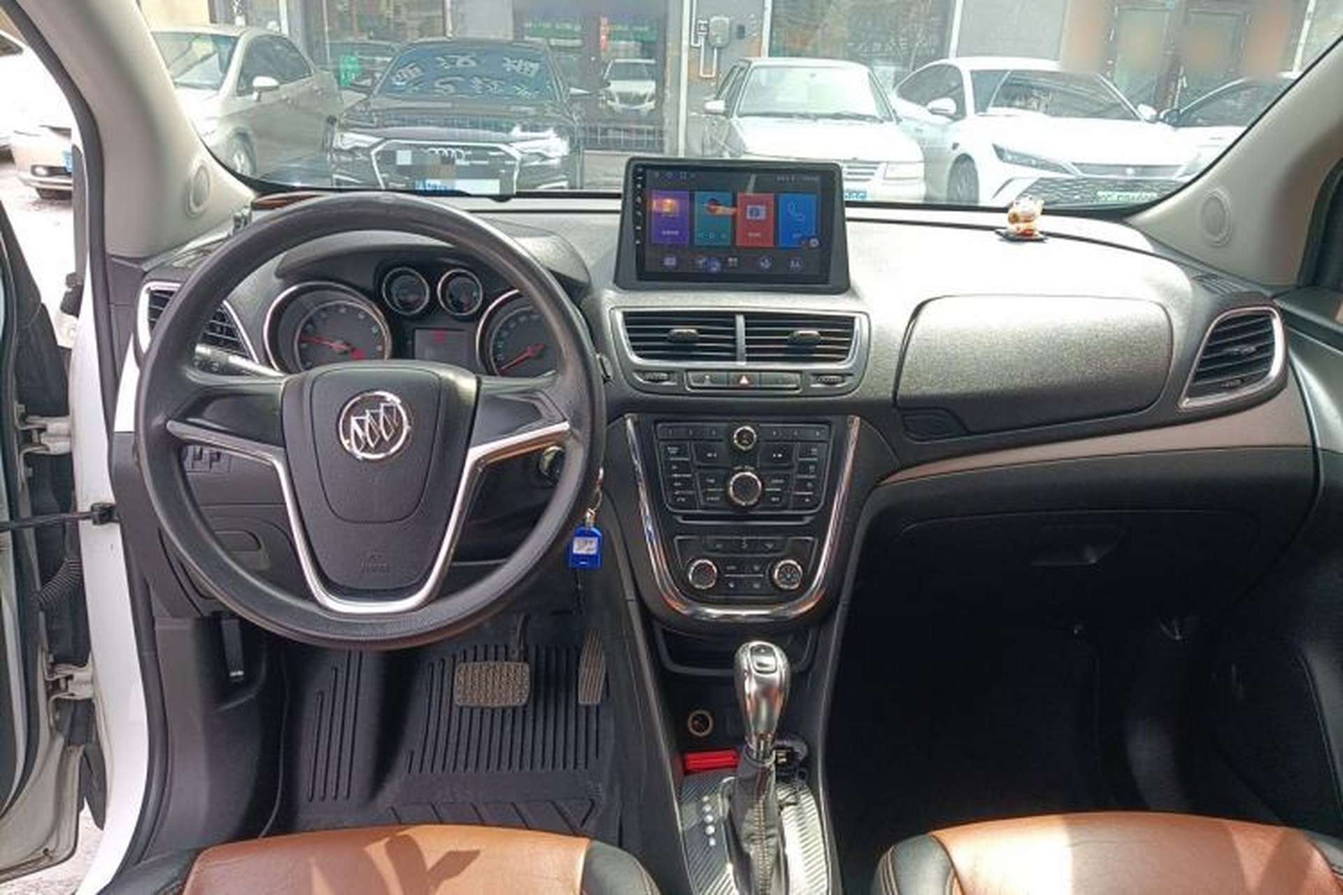 Used Buick Encore 2013 1.4T Automatic Two-Wheel Drive Elite Model Center Console