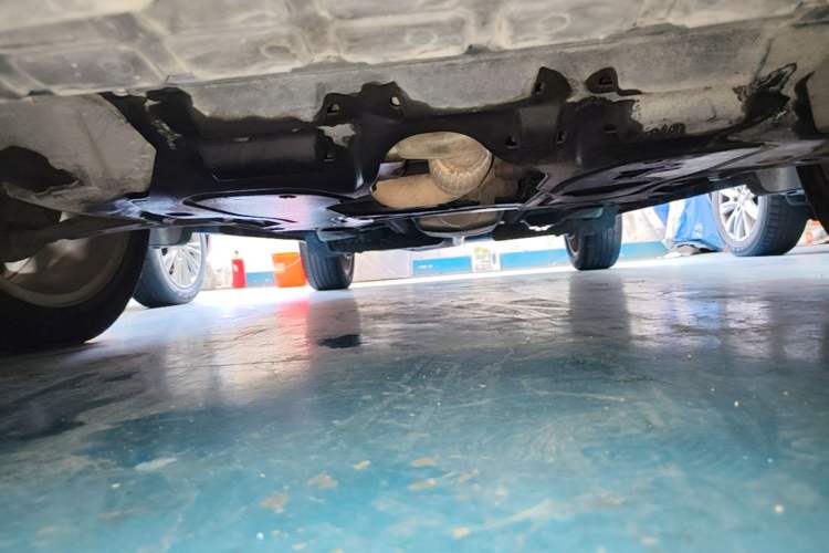 Used Buick Encore 2013 1.4T Automatic Two-Wheel Drive Leading Model Chassis Front