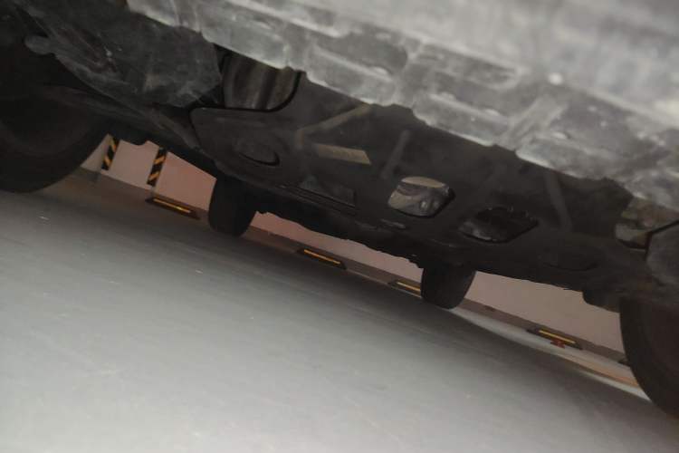 Used Buick Encore 2013 1.4T Automatic All-Wheel Drive Flagship Edition Chassis Front