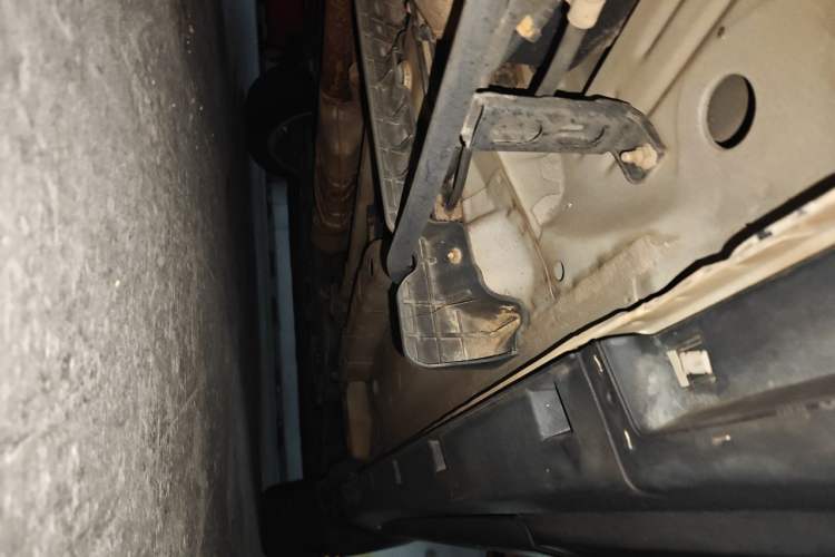 Used Buick Encore 2013 1.4T Automatic Two-Wheel Drive Elite Model Chassis Rear Right