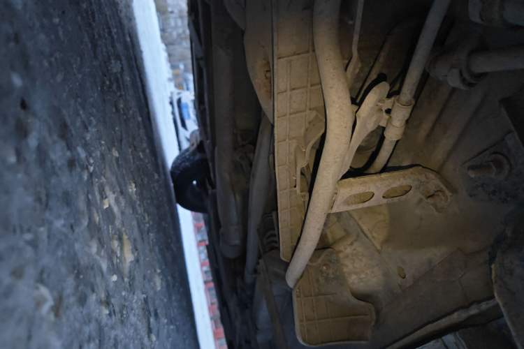 Used Buick Encore 2013 1.4T Automatic All-Wheel Drive Flagship Edition Chassis Rear Right
