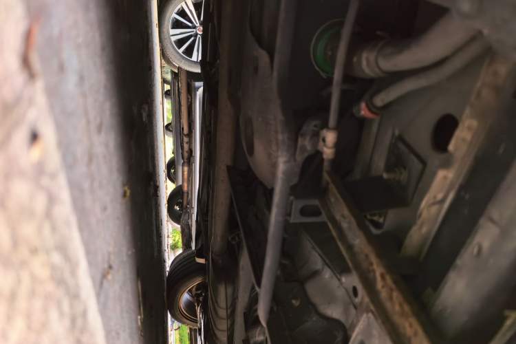 Used Buick Encore 2013 1.4T Automatic All-Wheel Drive Flagship Edition Chassis Rear Right