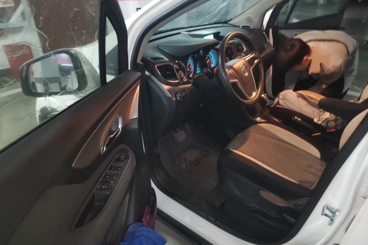 Used Buick Encore 2013 1.4T Automatic Two-Wheel Drive Elite Model Driver Seat
