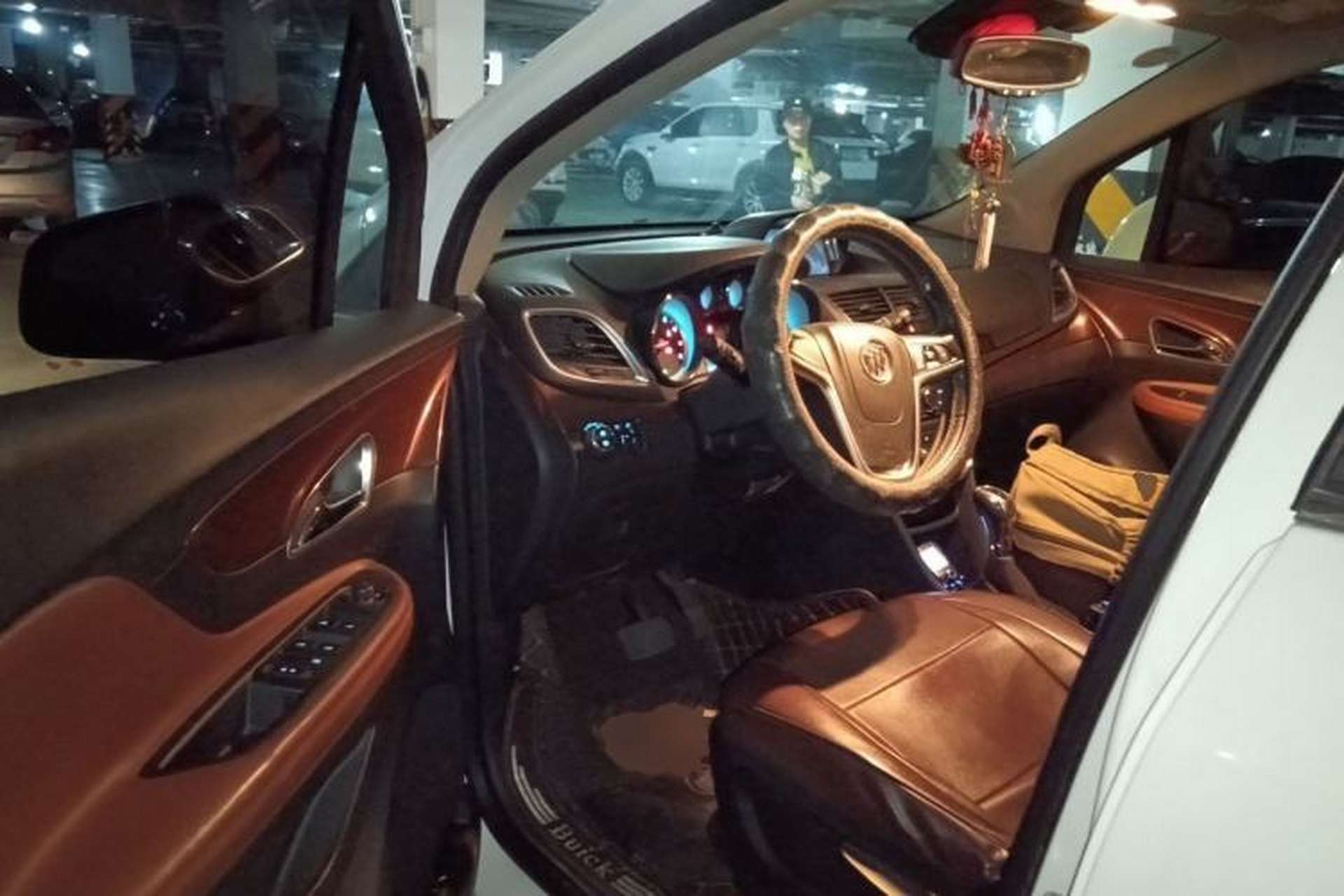 Used Buick Encore 2013 1.4T Automatic Two-Wheel Drive Leading Model Driver Seat