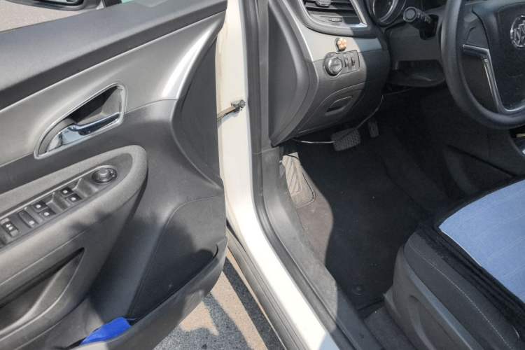 Used Buick Encore 2013 1.4T Automatic Two-Wheel Drive Elite Model Driver Seat
