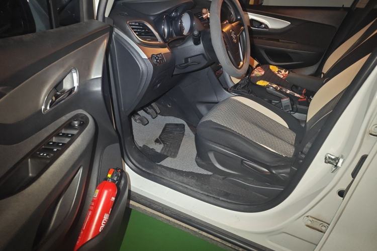 Used Buick Encore 2013 1.4T Manual Two-Wheel Drive Entry Model Driver Seat
