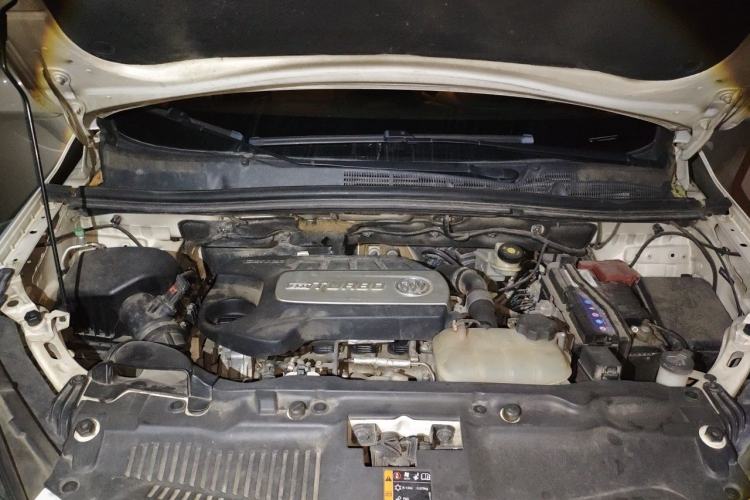 Used Buick Encore 2013 1.4T Automatic Two-Wheel Drive Elite Model Engine Bay