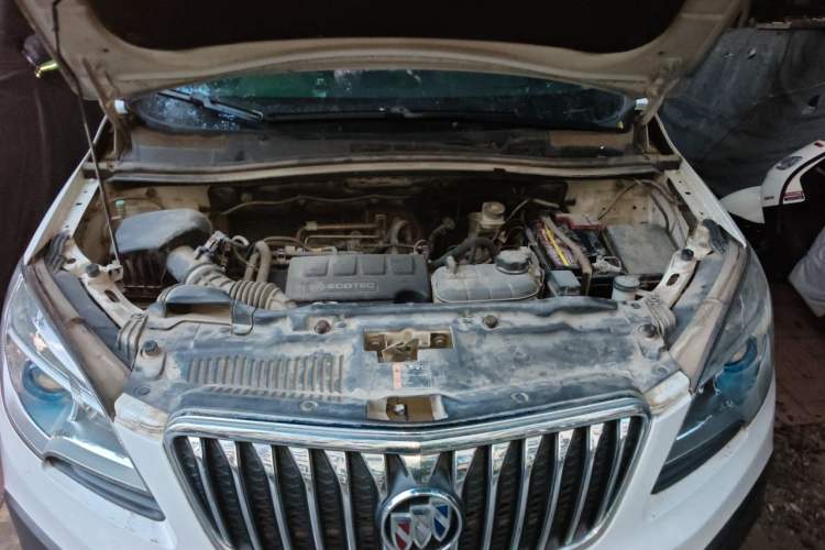 Used Buick Encore 2013 1.4T Automatic Two-Wheel Drive Elite Model Engine Bay