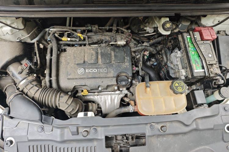 Used Buick Encore 2013 1.4T Manual Two-Wheel Drive Entry Model Engine Bay