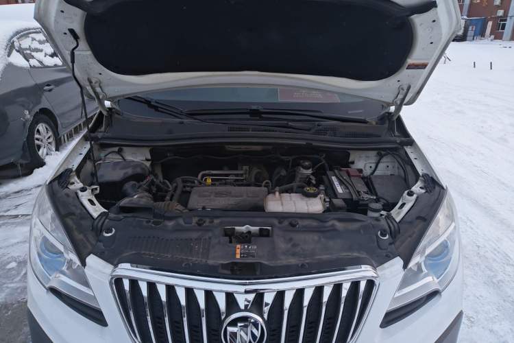 Used Buick Encore 2013 1.4T Automatic All-Wheel Drive Flagship Edition Engine Bay