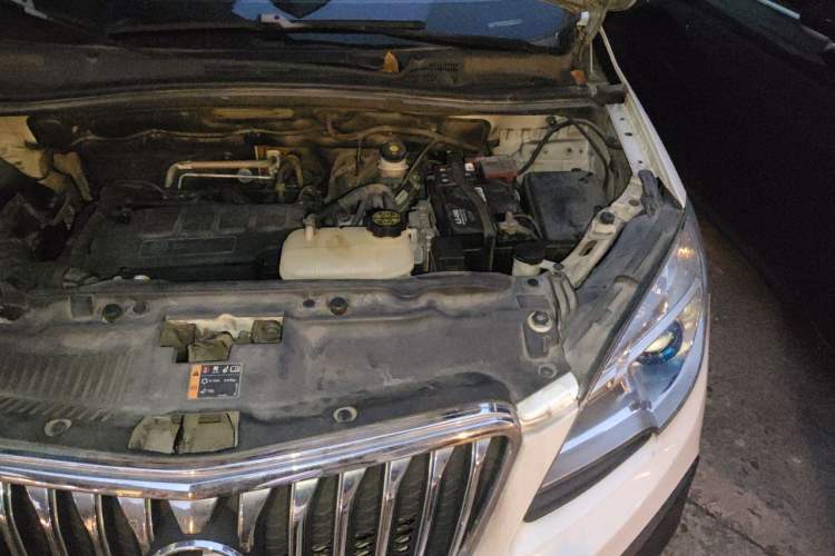 Used Buick Encore 2013 1.4T Automatic Two-Wheel Drive Elite Model Engine Bay Left
