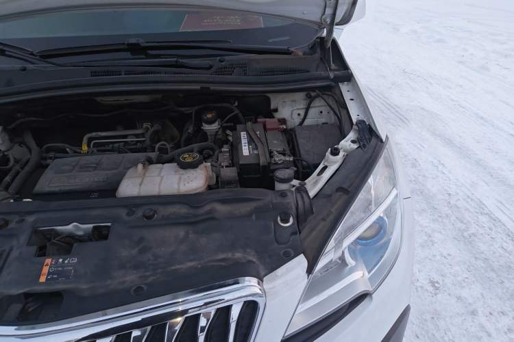 Used Buick Encore 2013 1.4T Automatic All-Wheel Drive Flagship Edition Engine Bay Left