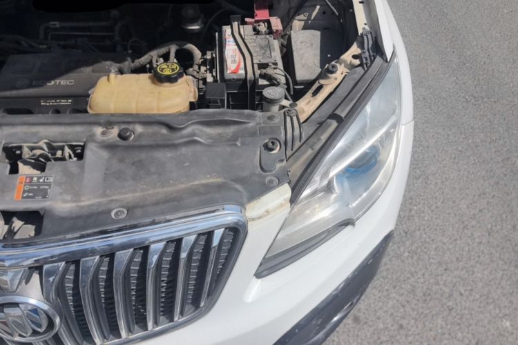 Used Buick Encore 2013 1.4T Automatic All-Wheel Drive Flagship Edition Engine Bay Left