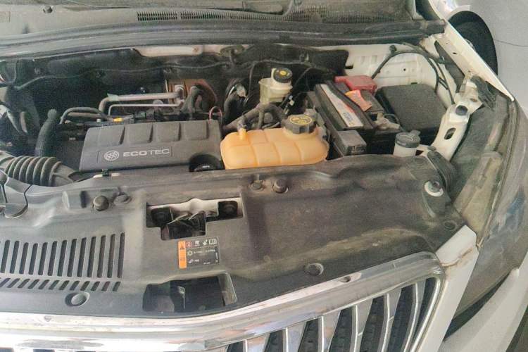 Used Buick Encore 2013 1.4T Automatic Two-Wheel Drive Elite Model Engine Bay Left