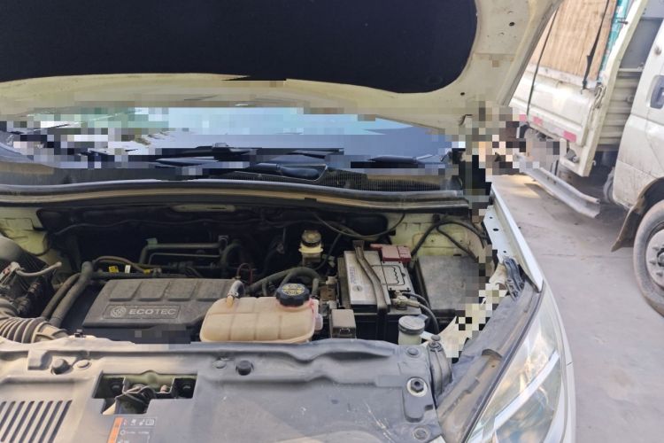 Used Buick Encore 2013 1.4T Automatic Two-Wheel Drive Elite Model Engine Bay Left