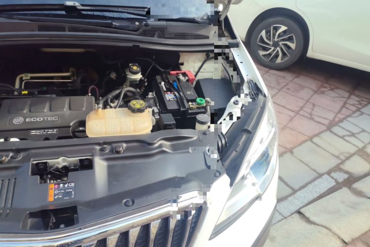 Used Buick Encore 2013 1.4T Manual Two-Wheel Drive Entry Model Engine Bay Left