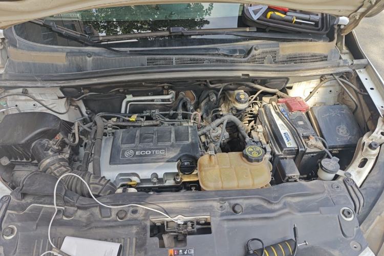Used Buick Encore 2013 1.4T Automatic Two-Wheel Drive Leading Model Engine Bay