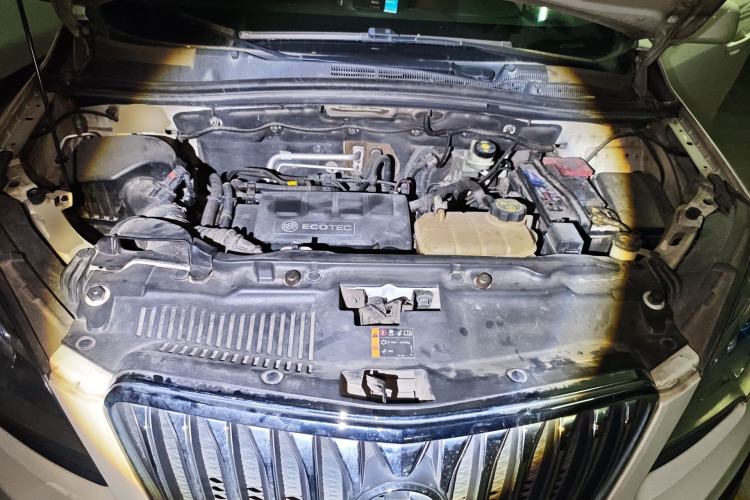 Used Buick Encore 2013 1.4T Automatic Two-Wheel Drive Elite Model Engine Bay
