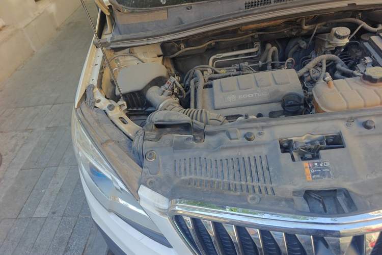 Used Buick Encore 2013 1.4T Automatic All-Wheel Drive Flagship Edition Engine Bay Right