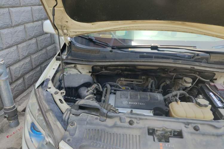 Used Buick Encore 2013 1.4T Automatic Two-Wheel Drive Leading Model Engine Bay Right