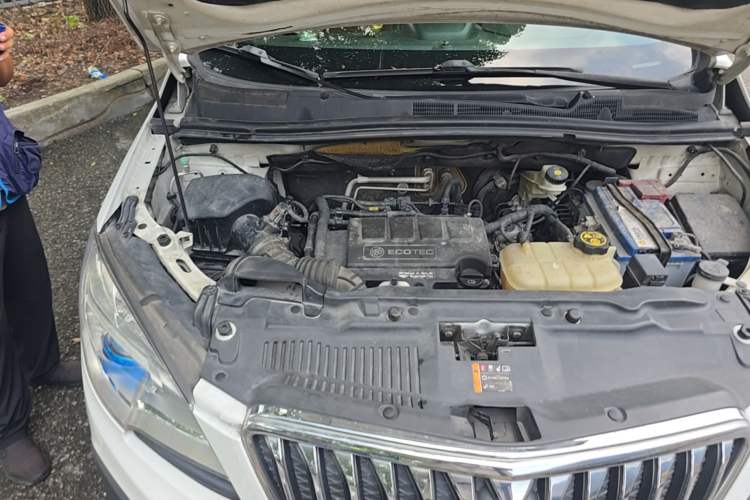 Used Buick Encore 2013 1.4T Automatic Two-Wheel Drive Leading Model Engine Bay Right