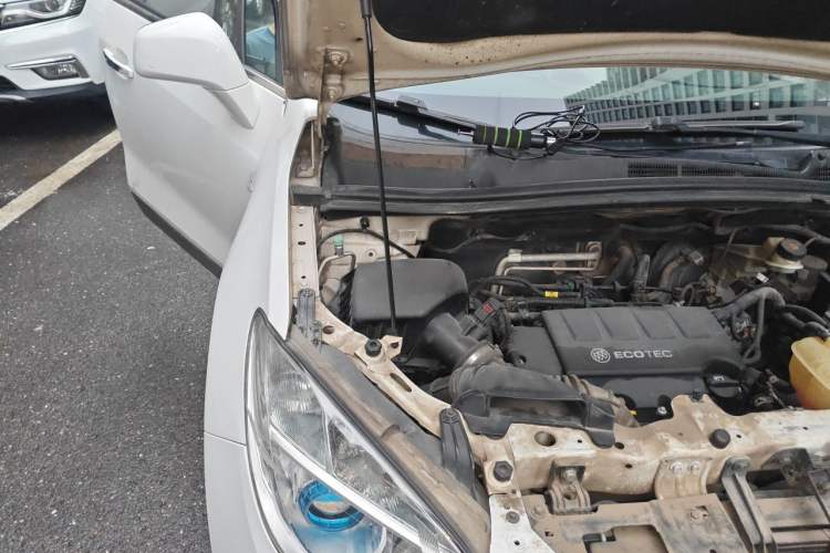 Used Buick Encore 2013 1.4T Automatic Two-Wheel Drive Leading Model Engine Bay Right