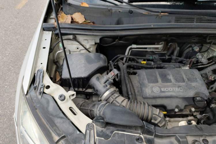 Used Buick Encore 2013 1.4T Automatic Two-Wheel Drive Leading Model Engine Bay Right
