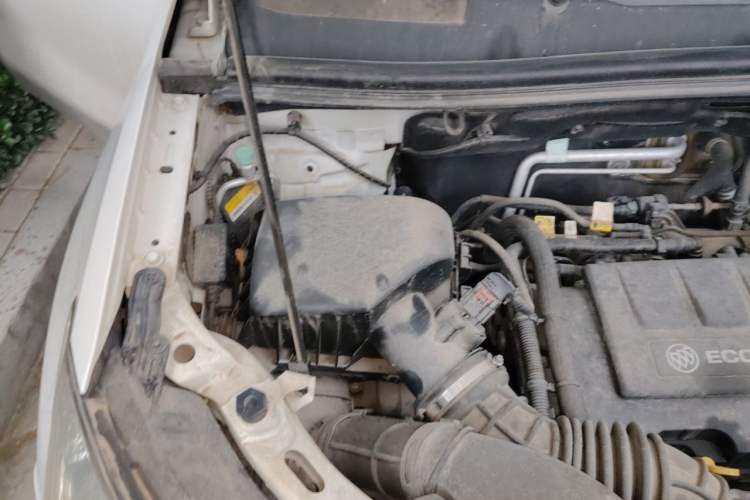 Used Buick Encore 2013 1.4T Automatic Two-Wheel Drive Leading Model Engine Bay Right