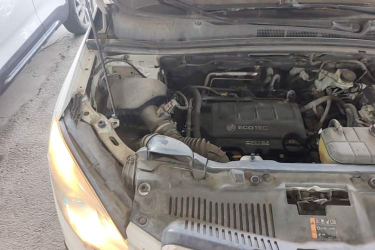 Used Buick Encore 2013 1.4T Automatic Two-Wheel Drive Leading Model Engine Bay Right
