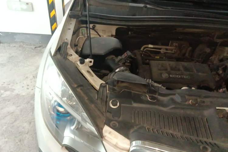 Used Buick Encore 2013 1.4T Automatic Two-Wheel Drive Leading Model Engine Bay Right