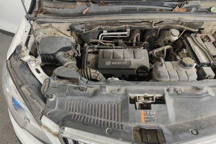 Used Buick Encore 2013 1.4T Automatic Two-Wheel Drive Elite Model Engine Bay Right