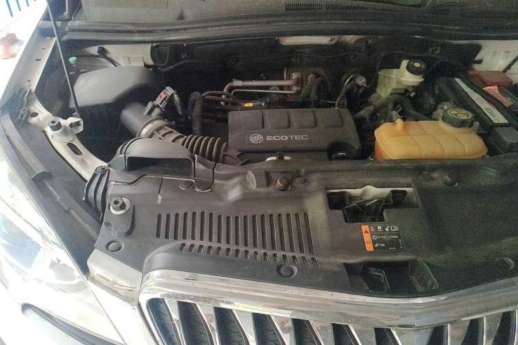 Used Buick Encore 2013 1.4T Automatic Two-Wheel Drive Elite Model Engine Bay Right