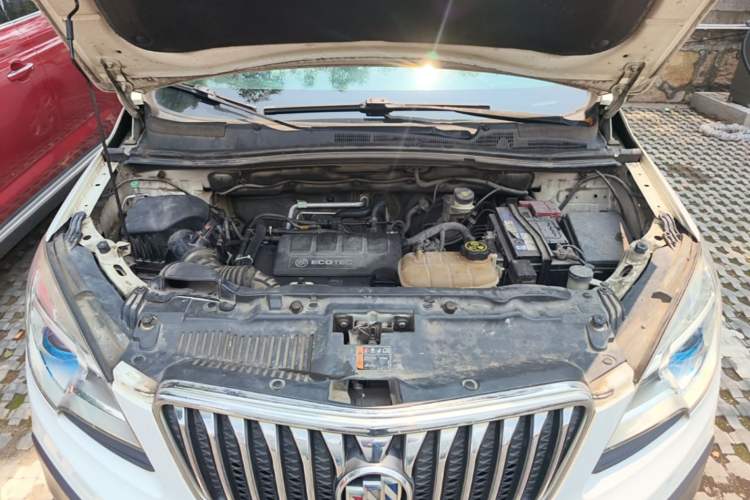 Used Buick Encore 2013 1.4T Automatic Two-Wheel Drive Leading Model Engine Bay