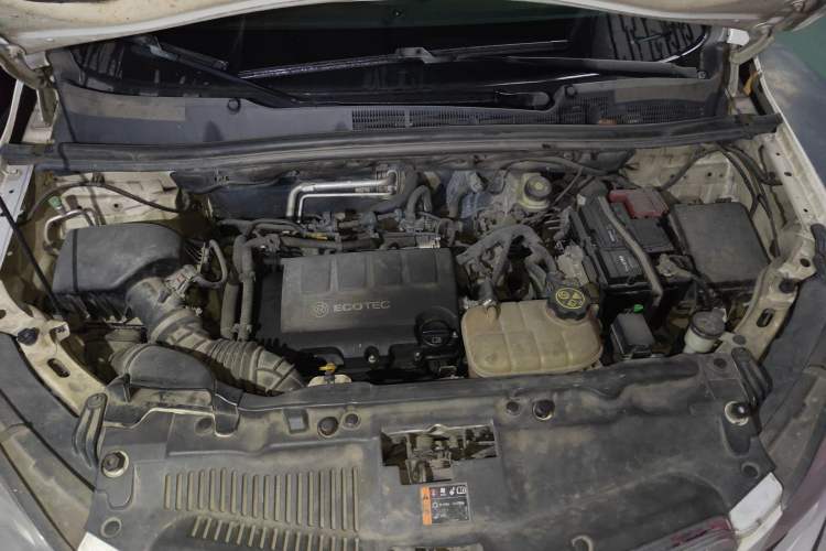 Used Buick Encore 2013 1.4T Automatic Two-Wheel Drive Leading Model Engine Bay