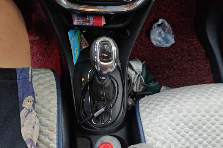 Used Buick Encore 2013 1.4T Automatic Two-Wheel Drive Elite Model Gear Lever