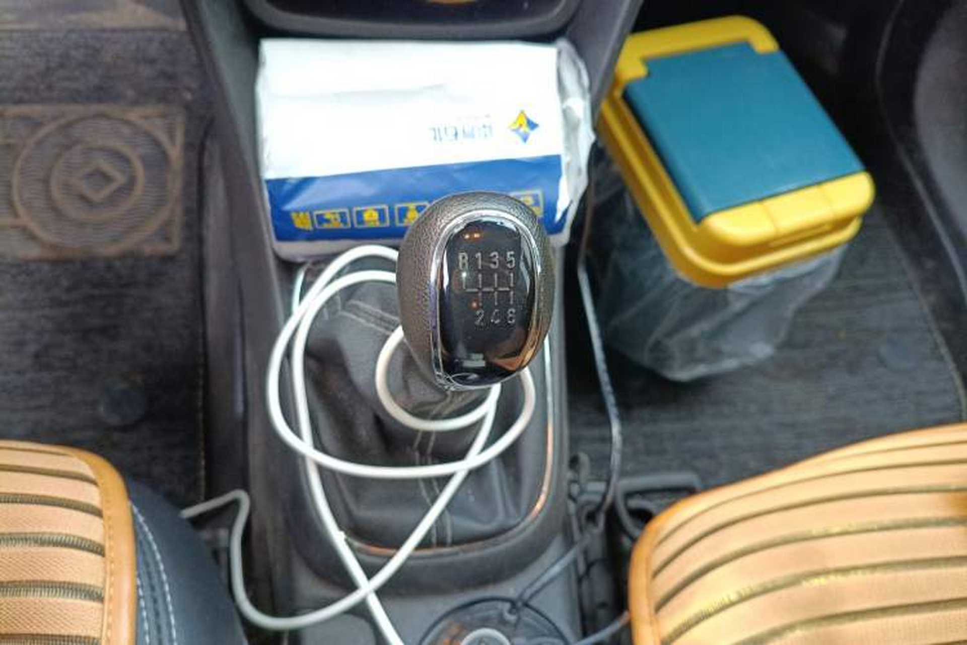 Used Buick Encore 2013 1.4T Manual Two-Wheel Drive Entry Model Gear Lever