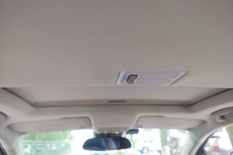 Used Buick Encore 2013 1.4T Automatic Two-Wheel Drive Elite Model Headliner