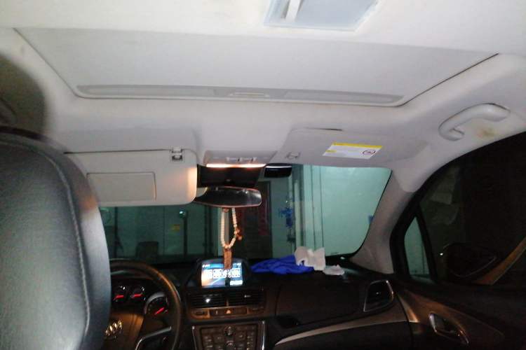Used Buick Encore 2013 1.4T Automatic Two-Wheel Drive Elite Model Headliner