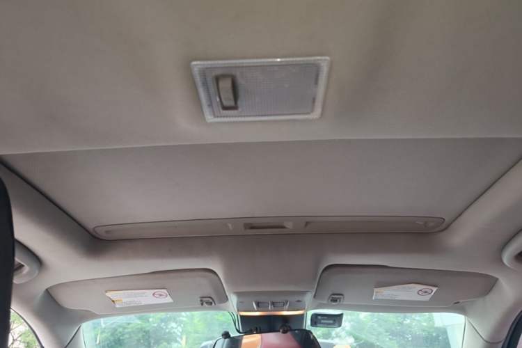 Used Buick Encore 2013 1.4T Automatic Two-Wheel Drive Elite Model Headliner