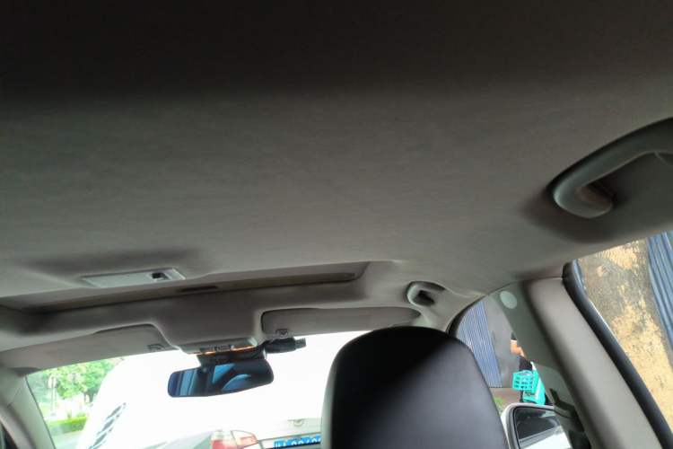 Used Buick Encore 2013 1.4T Manual Two-Wheel Drive Entry Model Headliner