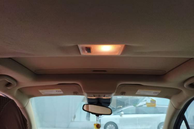 Used Buick Encore 2013 1.4T Automatic All-Wheel Drive Flagship Edition Headliner