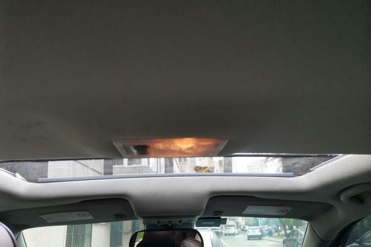 Used Buick Encore 2013 1.4T Manual Two-Wheel Drive Entry Model Headliner