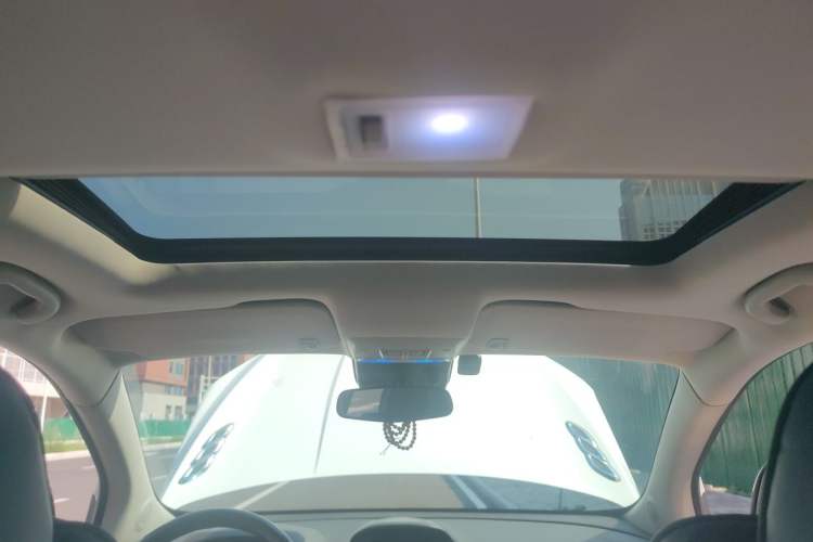 Used Buick Encore 2013 1.4T Manual Two-Wheel Drive Entry Model Headliner