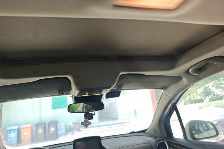 Used Buick Encore 2013 1.4T Automatic Two-Wheel Drive Elite Model Headliner